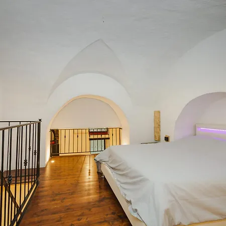 Lavika Loft